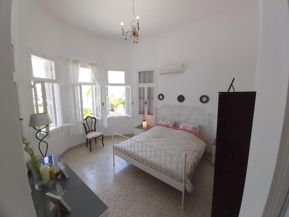 Tower Traditional Pool Villa Kremastí Екстериор снимка